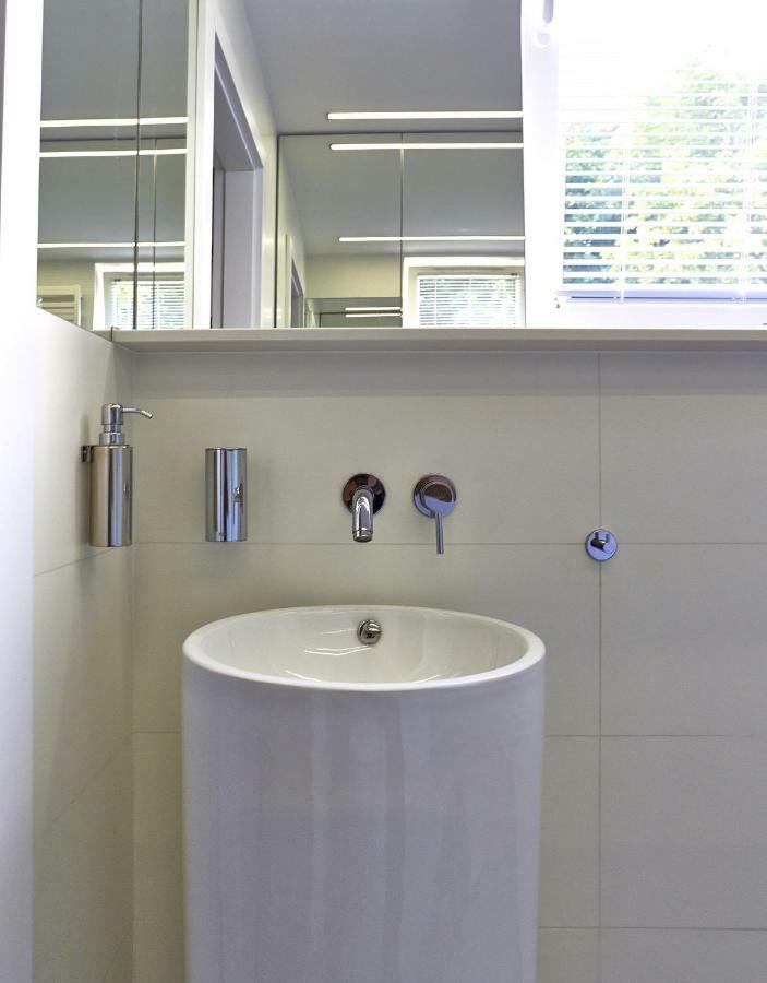 Apartament Baltica Z Ogrodkiem - W Ustronnym Miejscu Tuz Przy Plazy Rogowo  Luaran gambar