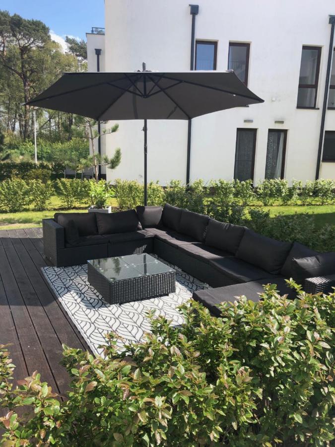 Apartament Baltica Z Ogrodkiem - W Ustronnym Miejscu Tuz Przy Plazy Rogowo  Luaran gambar